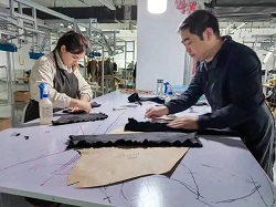 搶售一空！皮草成此地剛需！這家毛皮企業預計可年售近80萬件！